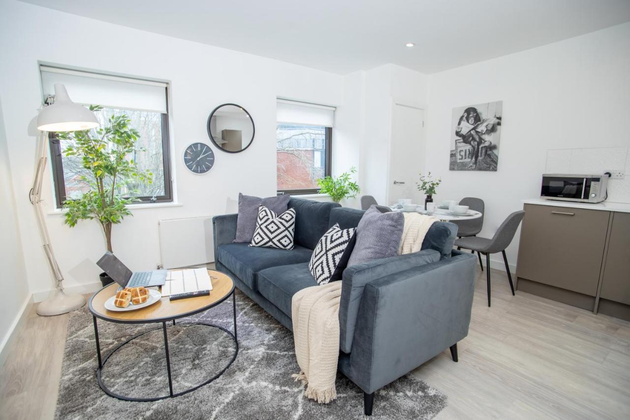Pembroke House Apartments Exeter For Families Business Relocation Free Parking Luaran gambar