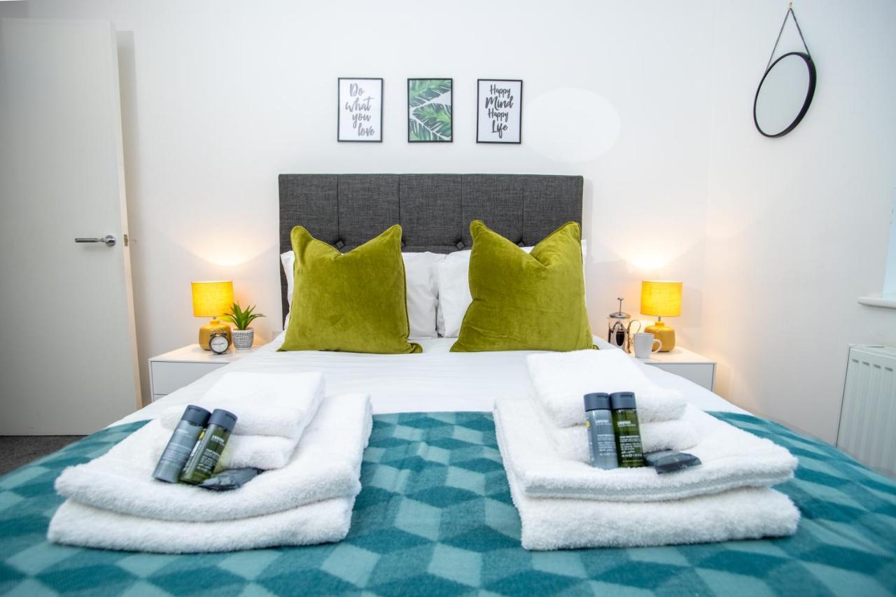 Pembroke House Apartments Exeter For Families Business Relocation Free Parking Luaran gambar