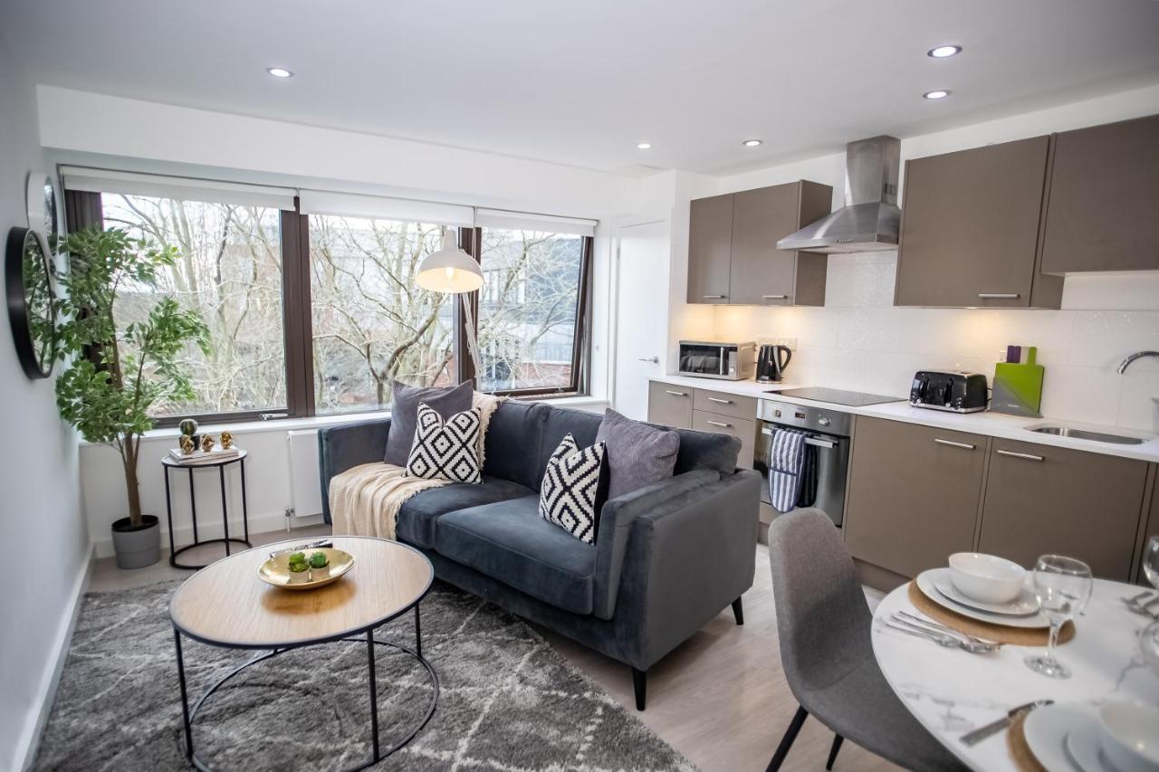 Pembroke House Apartments Exeter For Families Business Relocation Free Parking Luaran gambar