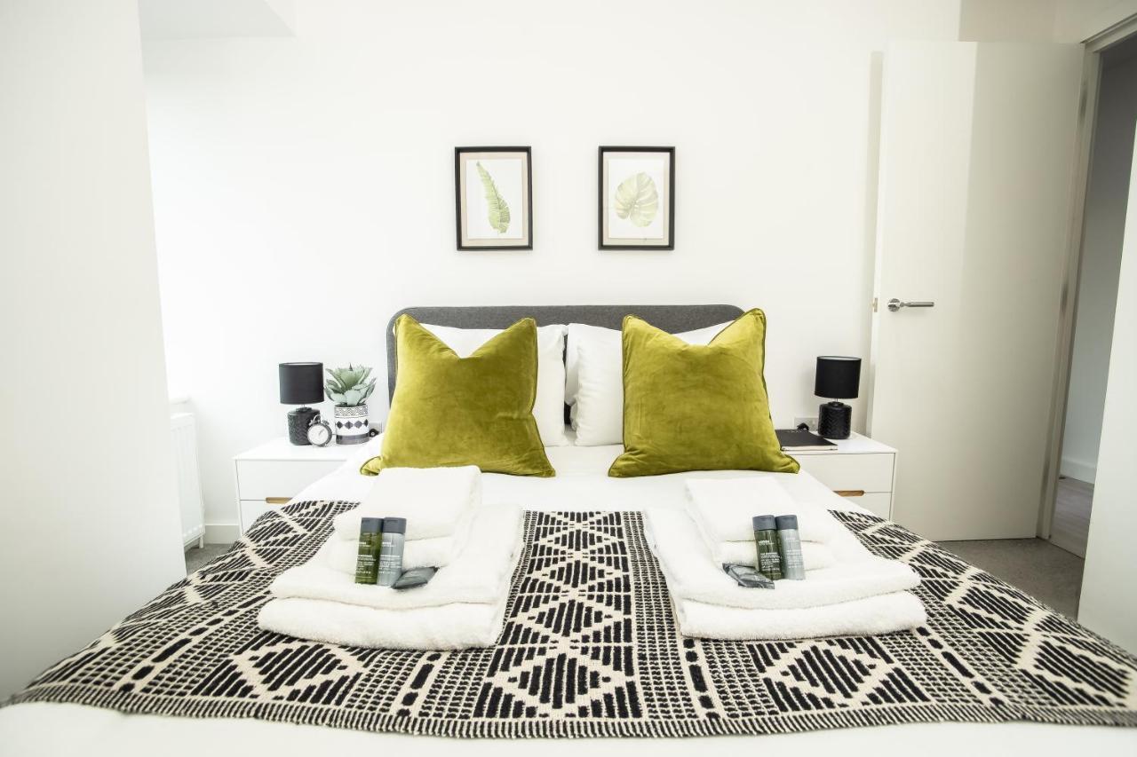 Pembroke House Apartments Exeter For Families Business Relocation Free Parking Luaran gambar