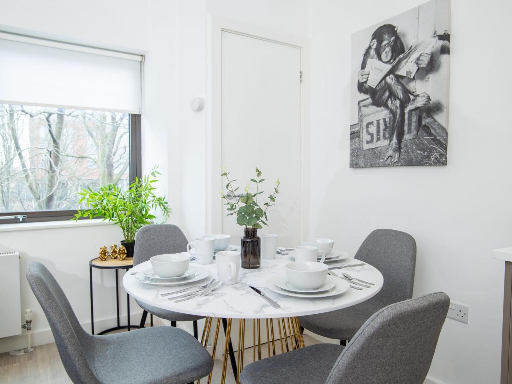 Pembroke House Apartments Exeter For Families Business Relocation Free Parking Luaran gambar